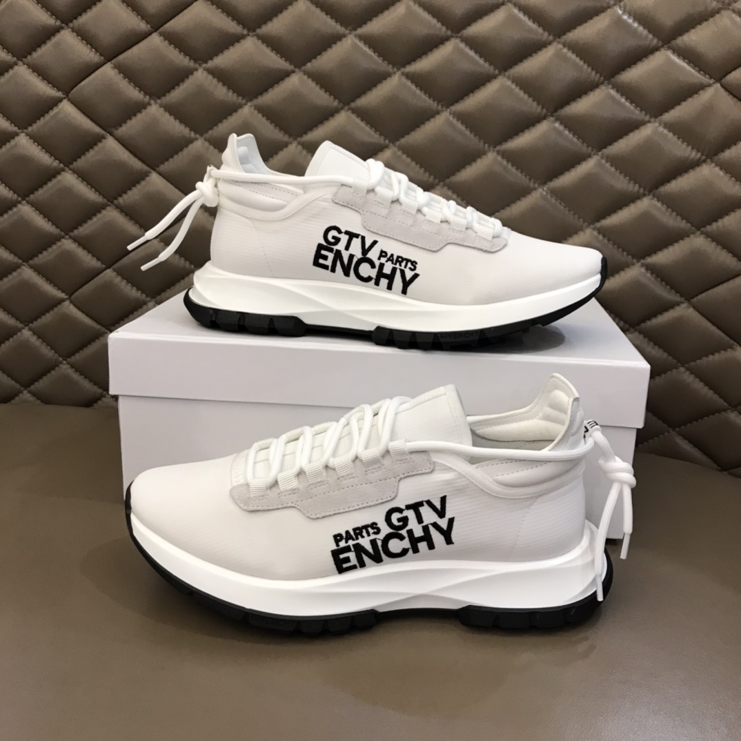 Givenchy Sneaker Spectre Low Runners 