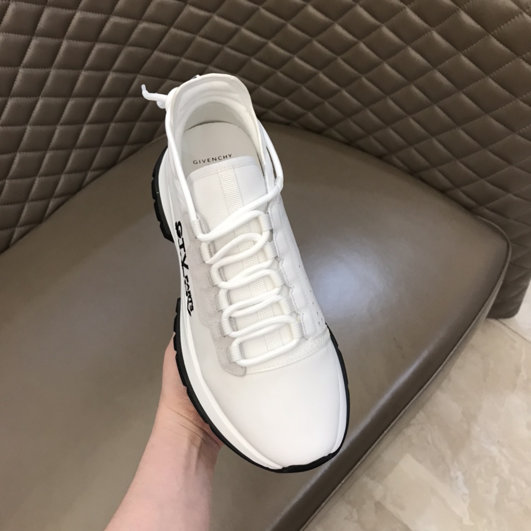 Givenchy Sneaker Spectre Low Runners 