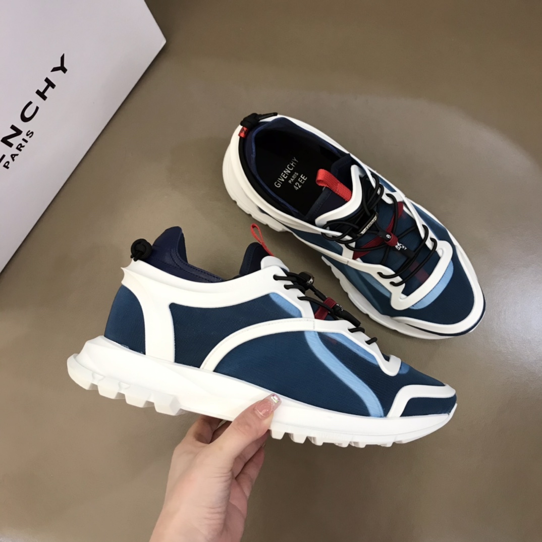 Givenchy Sneaker Spectre Low Runners 