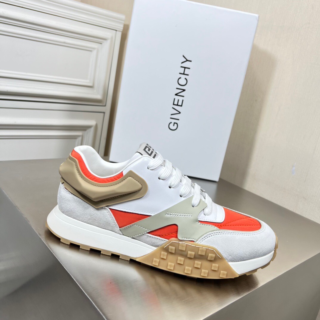 Givenchy Sneaker Spectre Low in White with Orange