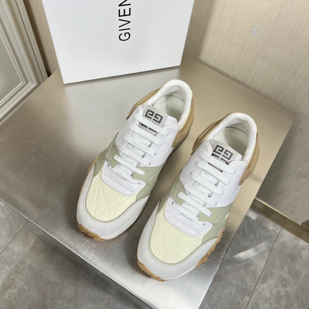 Givenchy Sneaker Spectre Low in White with Brown