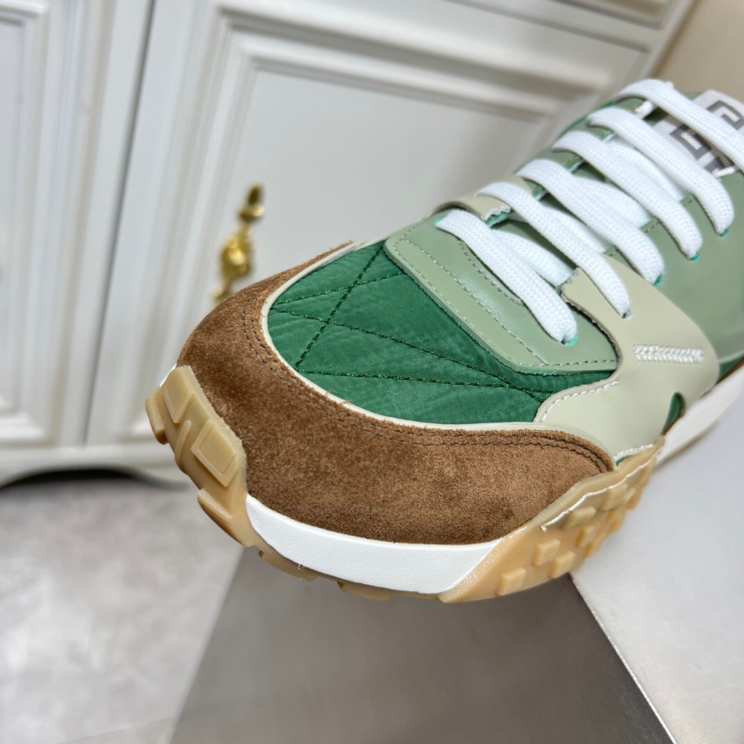 Givenchy Sneaker Spectre Low in Green with Brown