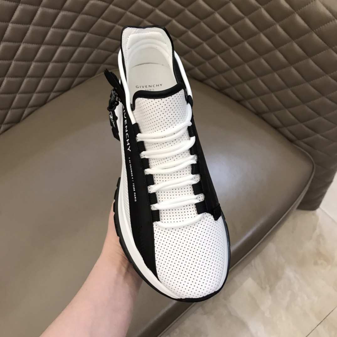 Givenchy Sneaker Spectre in White with Black