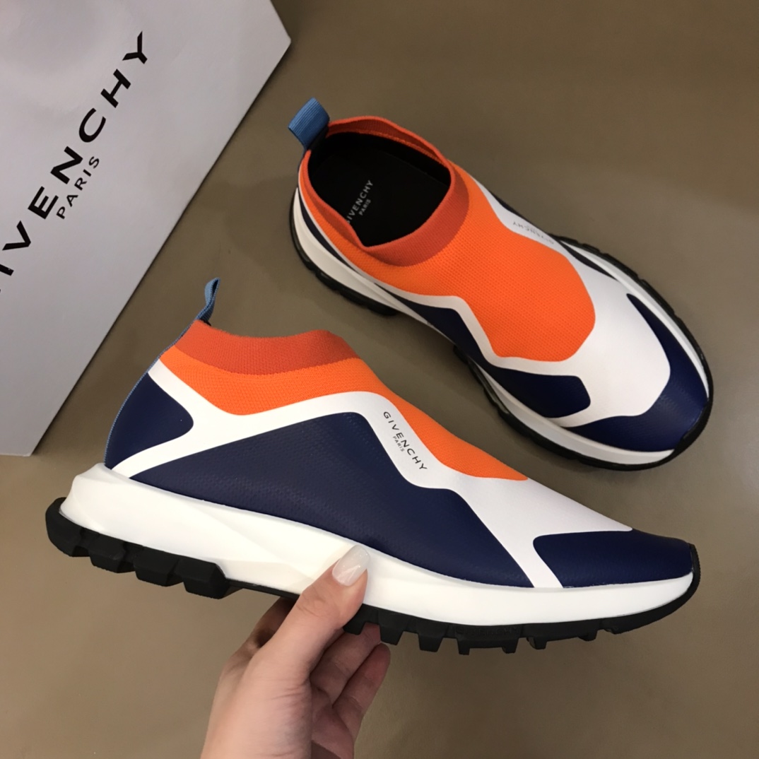 Givenchy Sneaker Spectre in Orange and Black