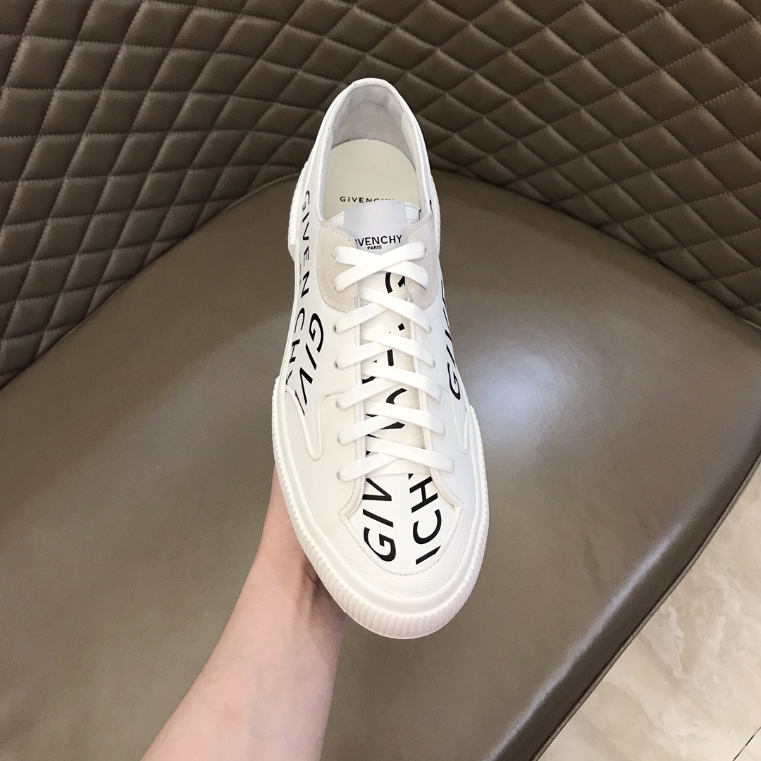 Givenchy Sneaker Rrban Street in White with Yellow