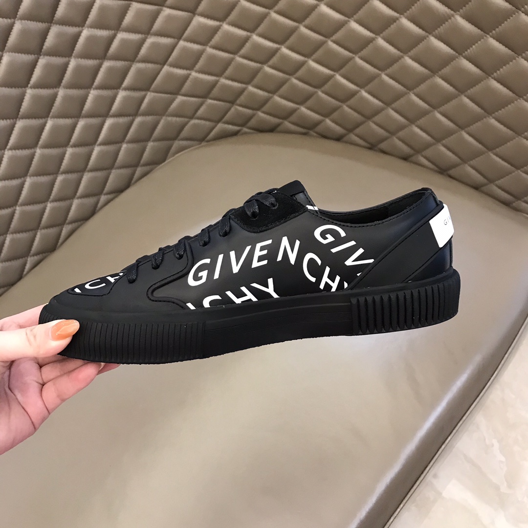 Givenchy Sneaker Rrban Street in Black