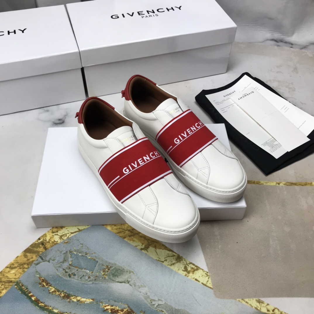 Givenchy Sneaker in leather with webbing 