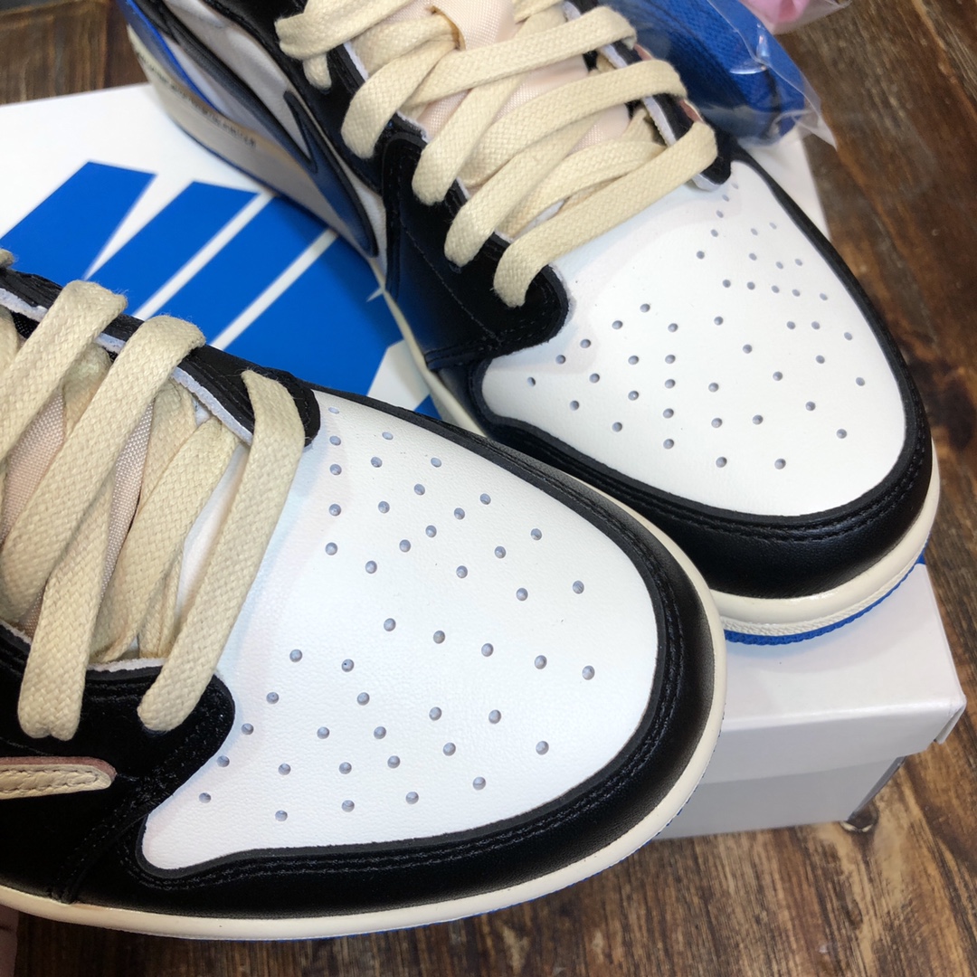 Fragment x Travis Scott x Air Jordan 1  Sneaker