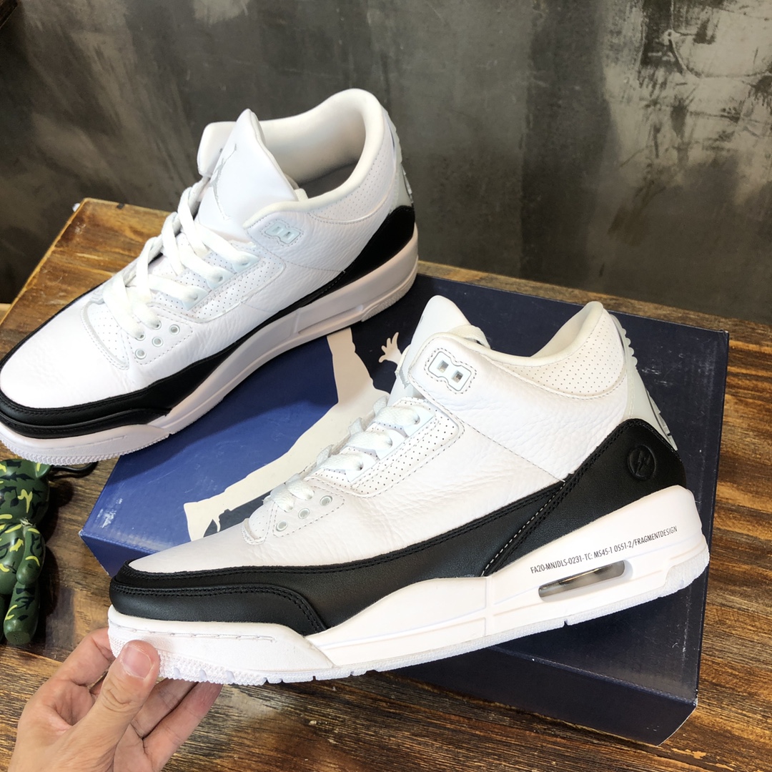 Fragment Design x Air Jordan 3 Sneaker