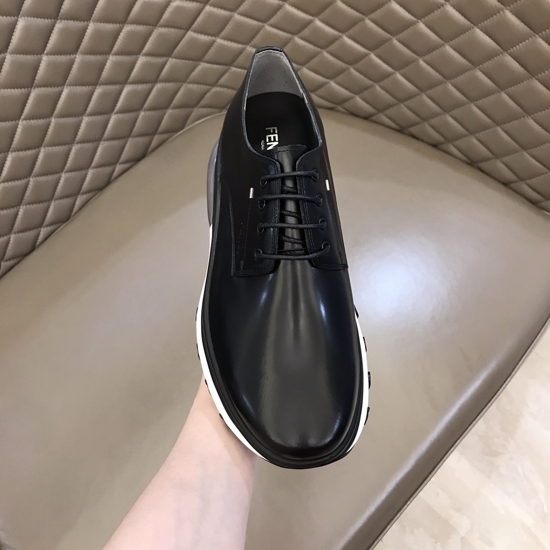 Fendi Sneaker nylon low-tops in Black 