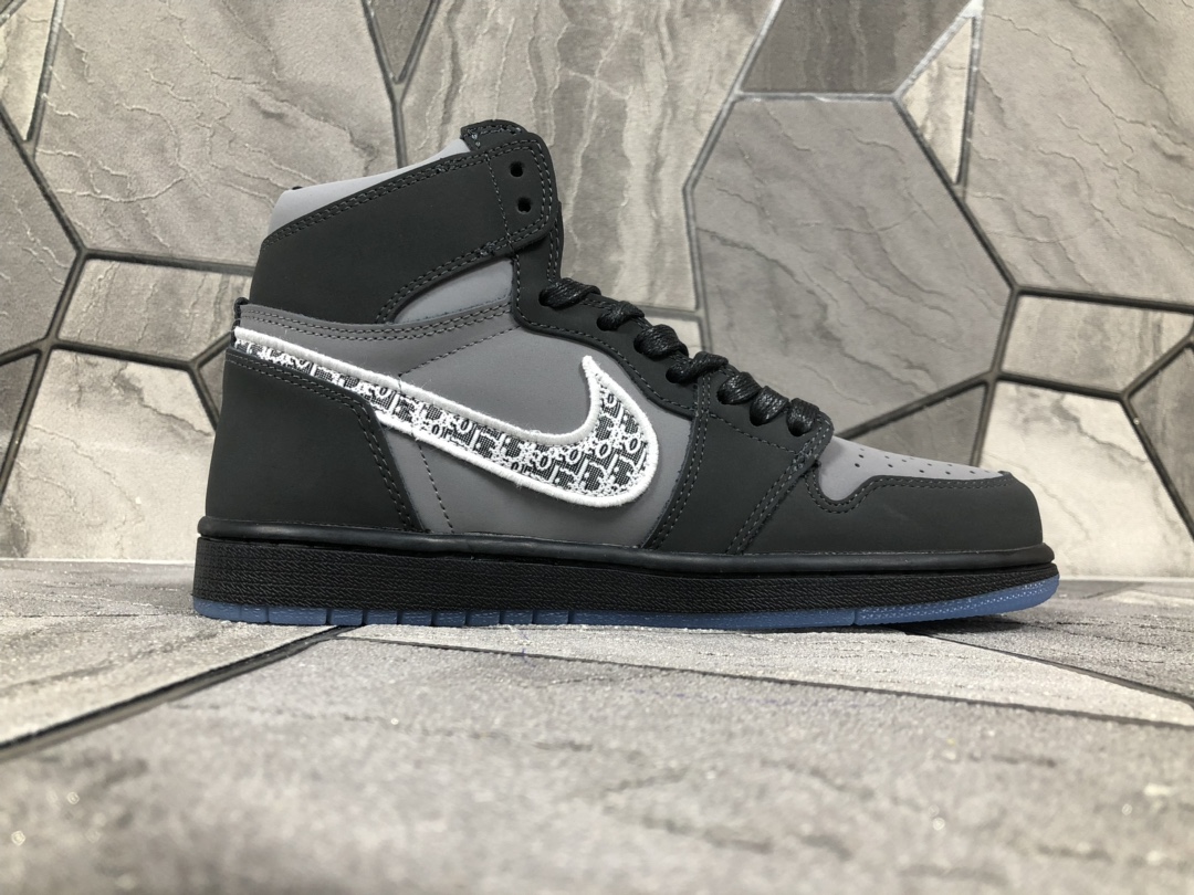 Dior X Air Jordan Sneaker High in Black