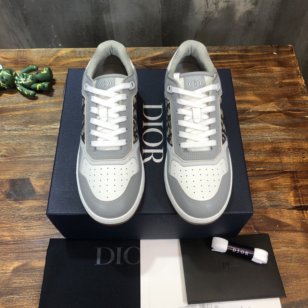 Dior Sneaker B27 in Gray
