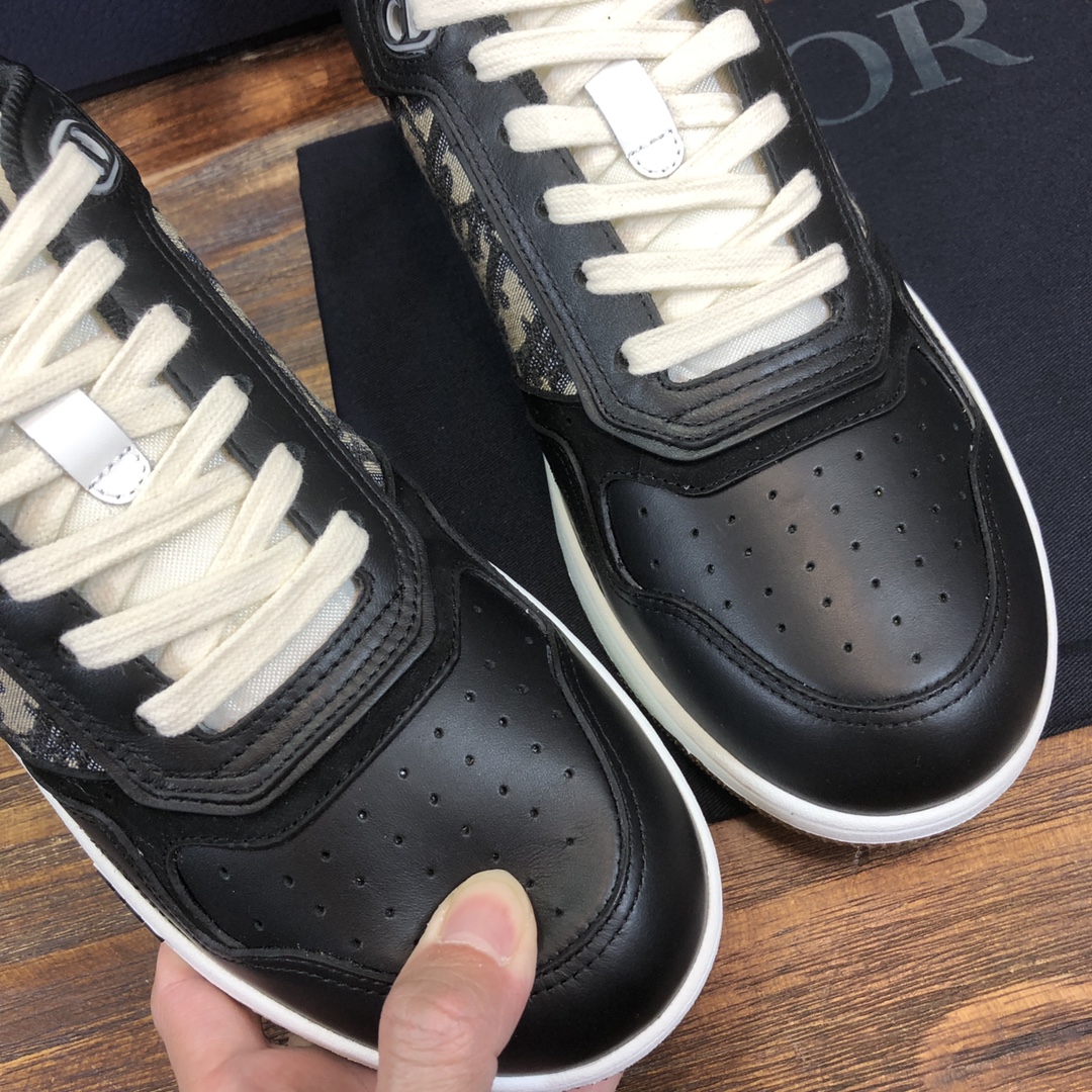 Dior Sneaker B27 in Black