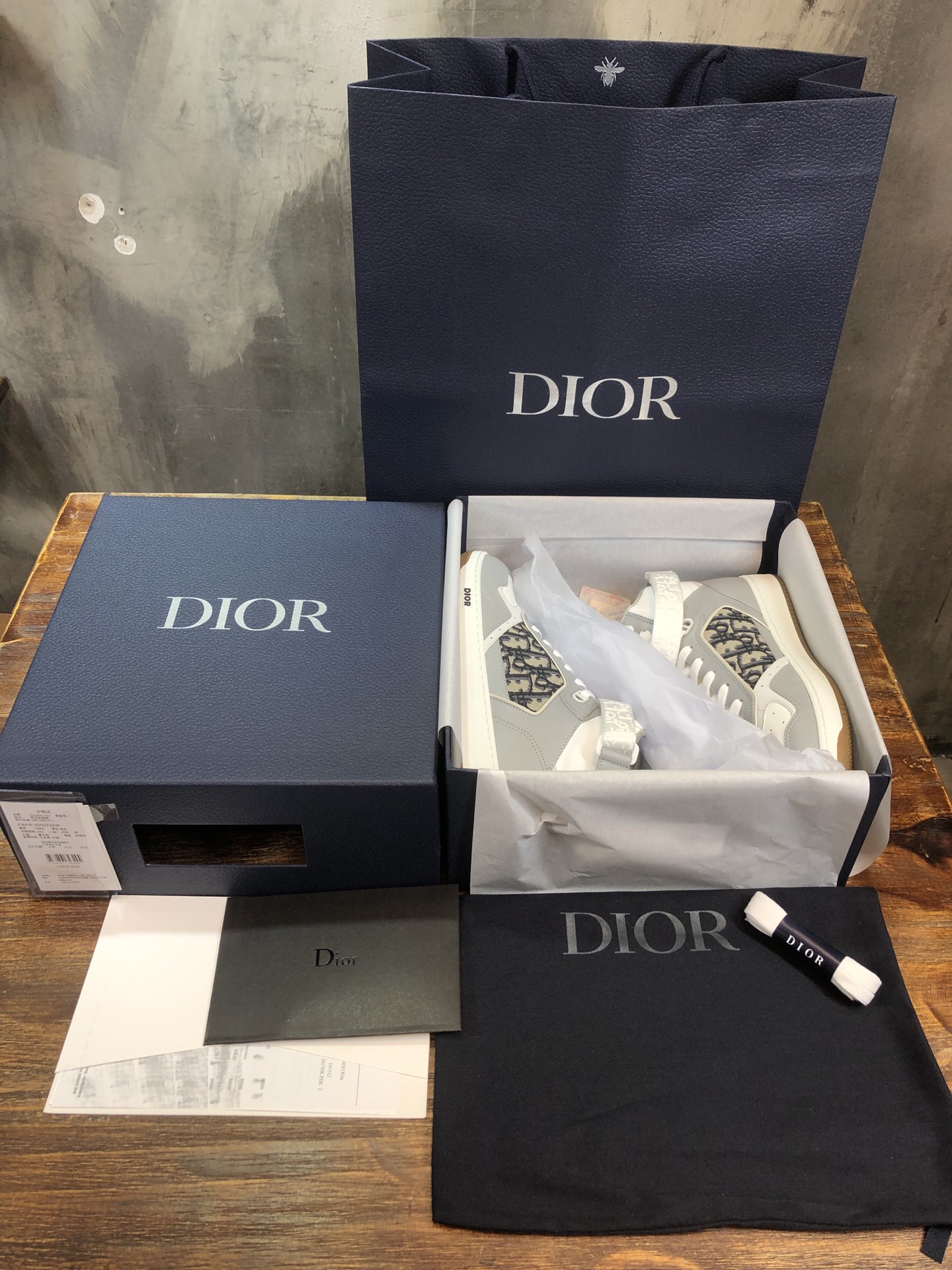 Dior Sneaker B27 in Black