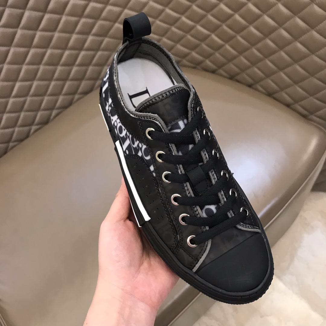 Dior Sneaker B23 in Black with White Logo low