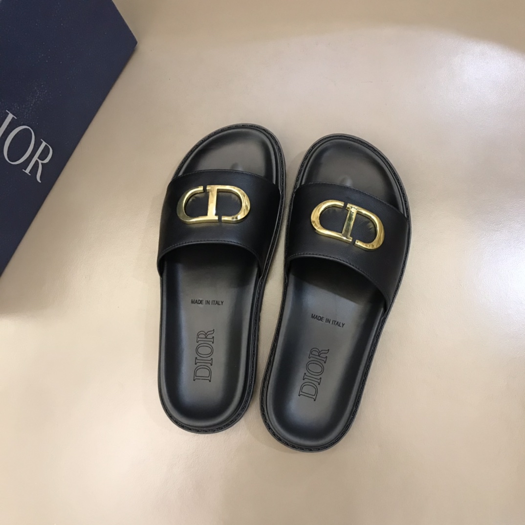 Dior Slipper in Black