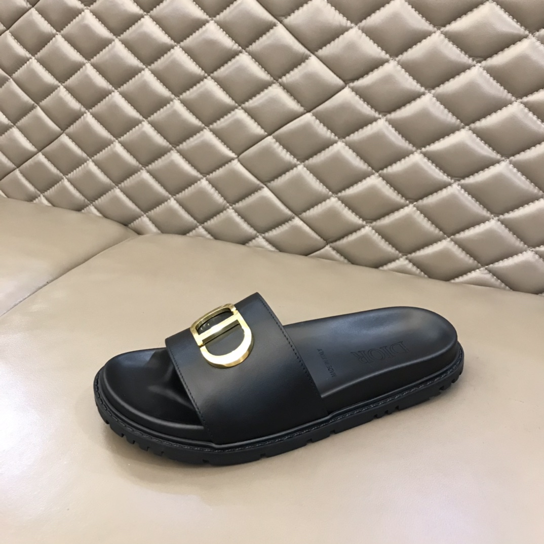 Dior Slipper in Black