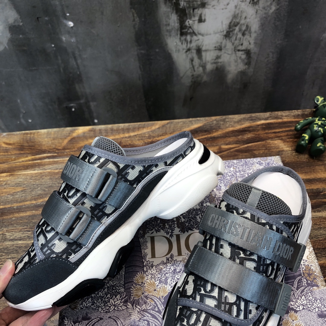 Dior 2022 lastest D-Wander Sneaker