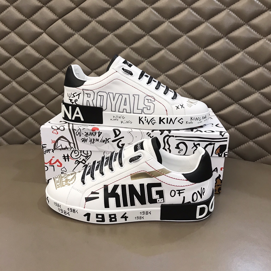 DG Sneaker Portofino in White with Black words