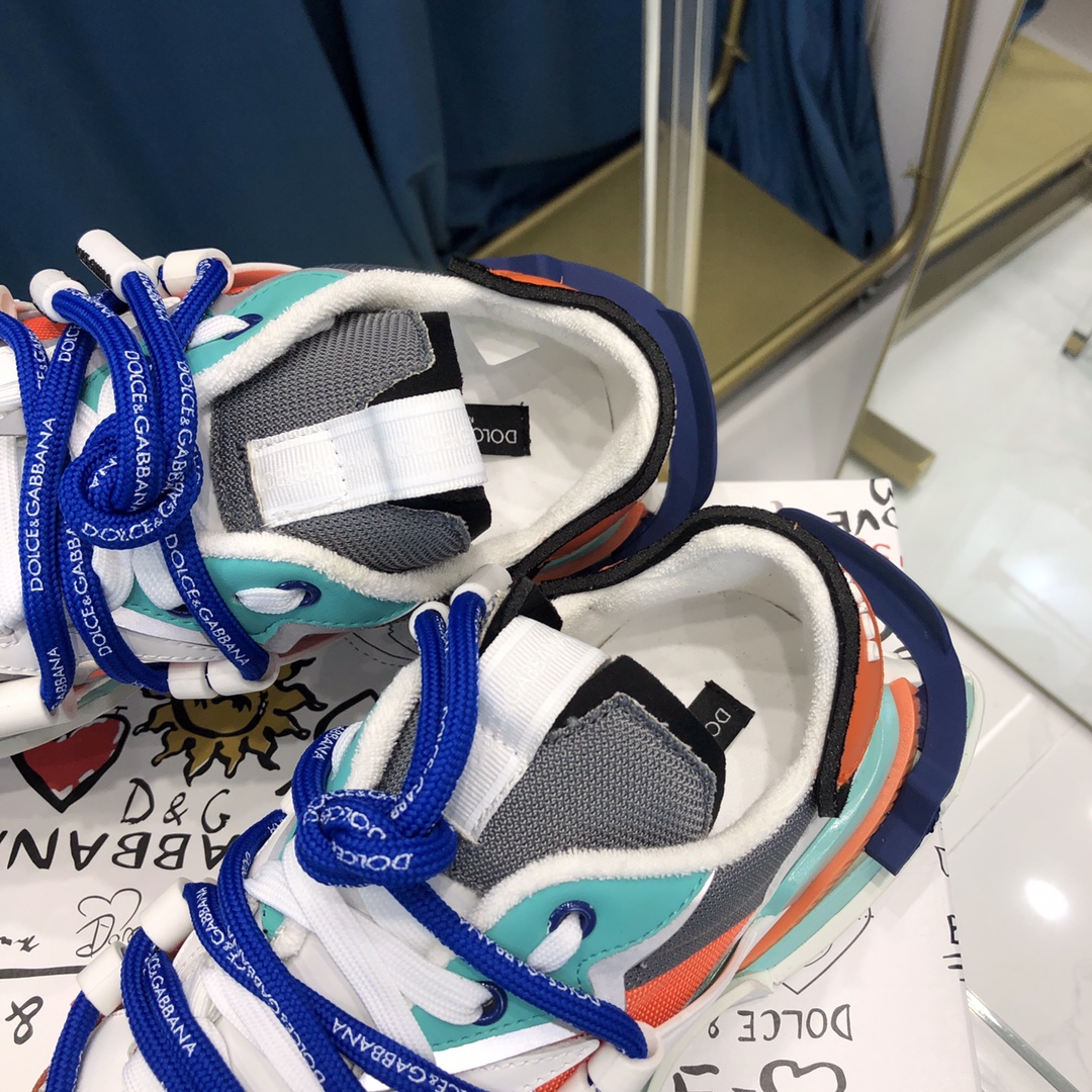 DG Sneaker Daymaster in White with Orange and Blue