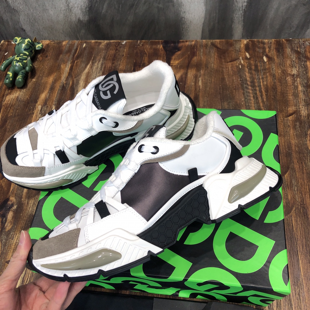 DG Sneaker Daymaster in White with Black