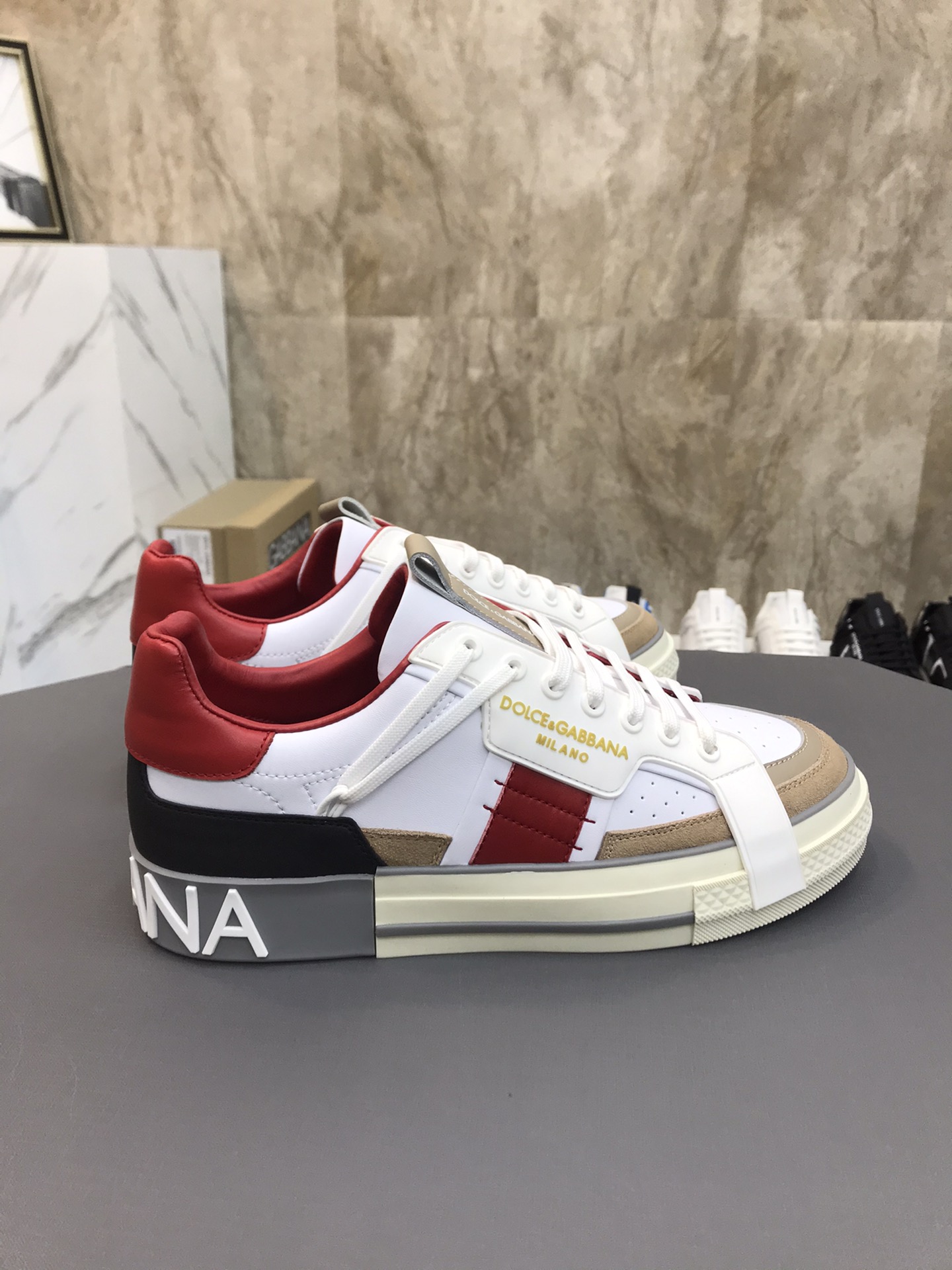 DG Sneaker Calfskin 2.Zero custom in Red