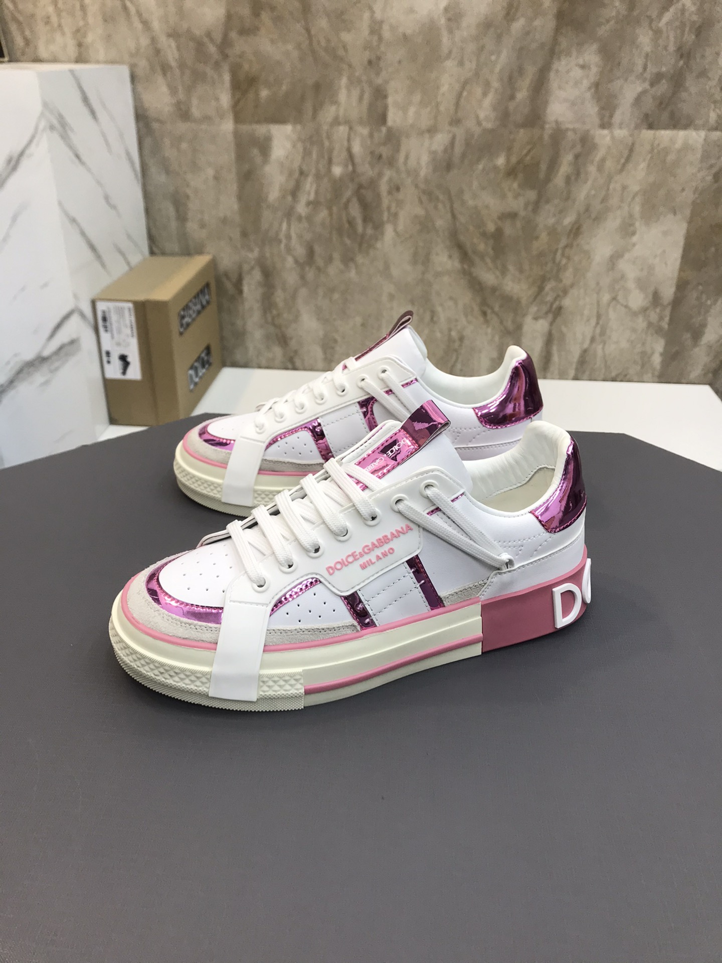 DG Sneaker Calfskin 2.Zero custom in Pink