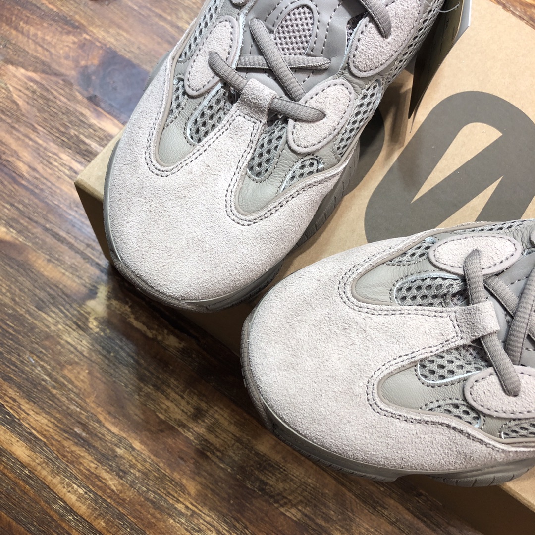 YEEZY Adidas  yeezy boost 500