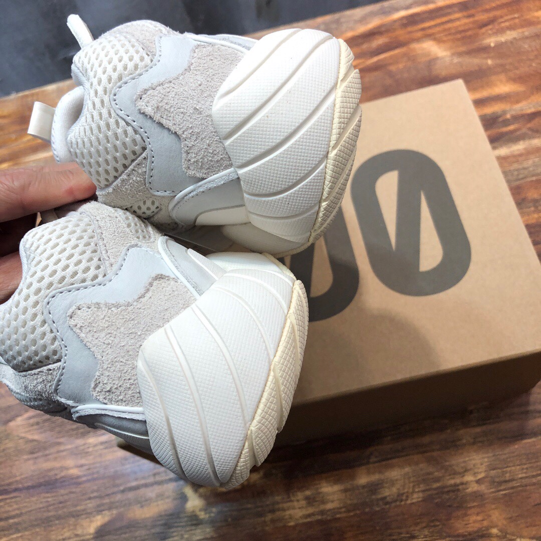 YEEZY Adidas  yeezy boost 500