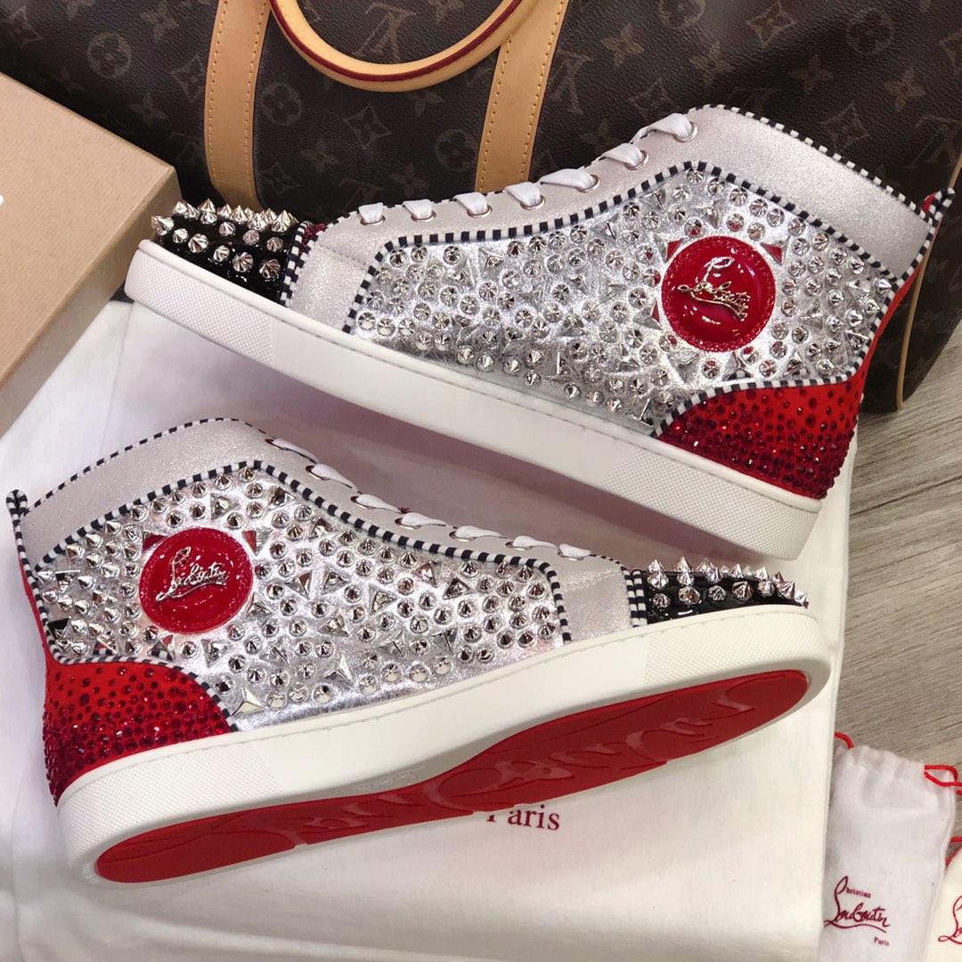 Christian Louboutin Sneaker Louis Strass Flat