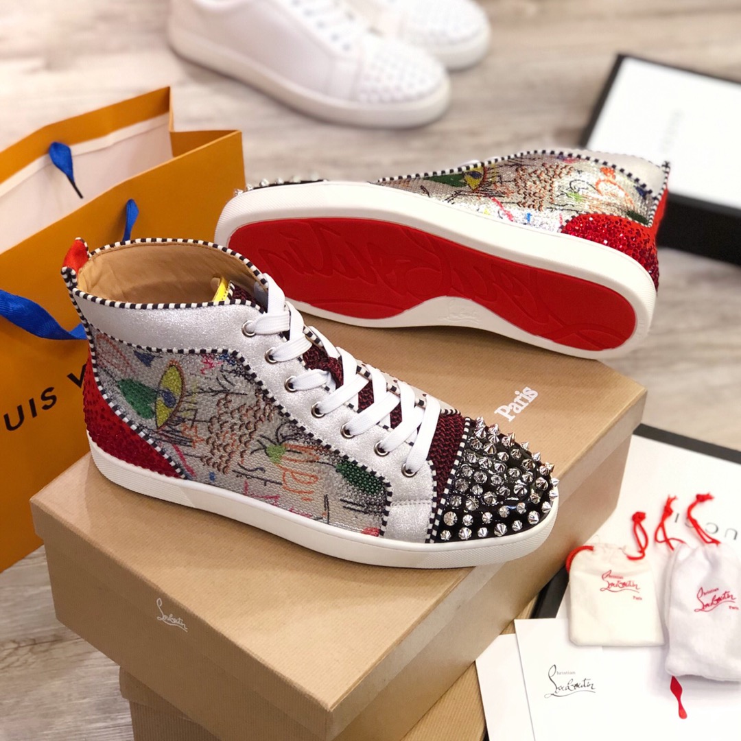 Christian Louboutin Sneaker Louis Strass Flat