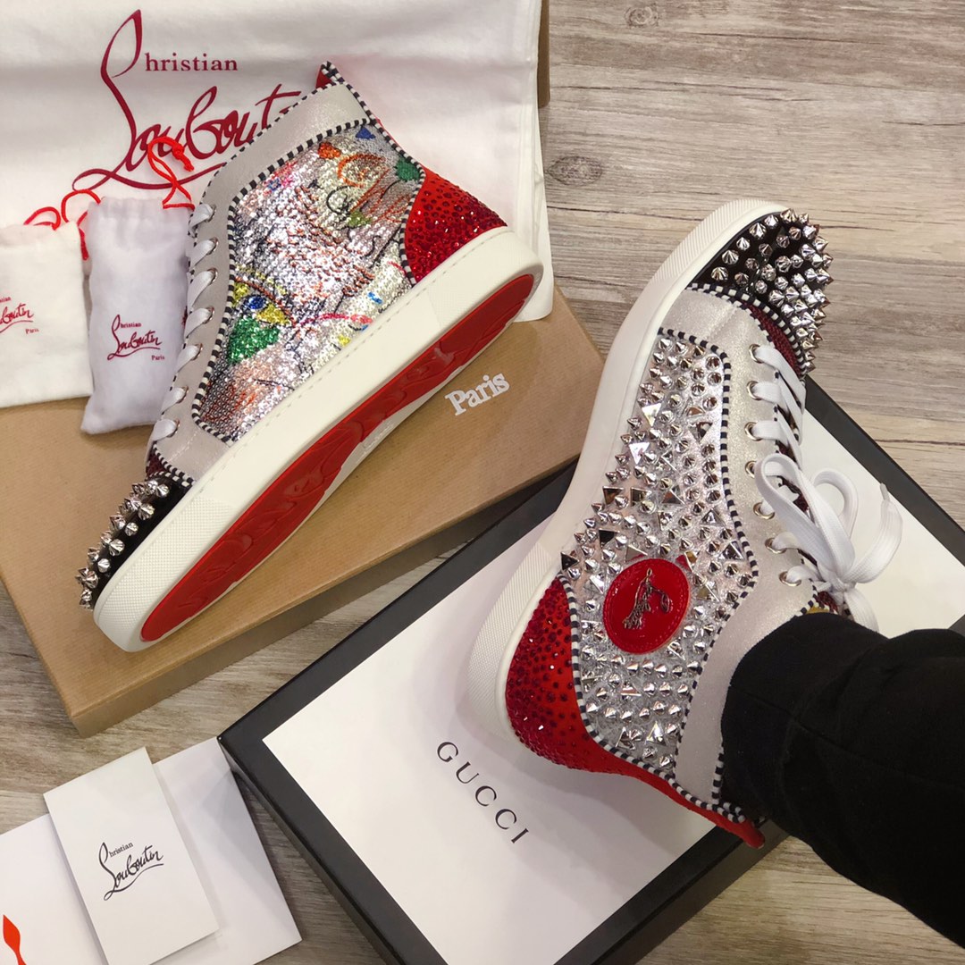 Christian Louboutin Sneaker Louis Strass Flat