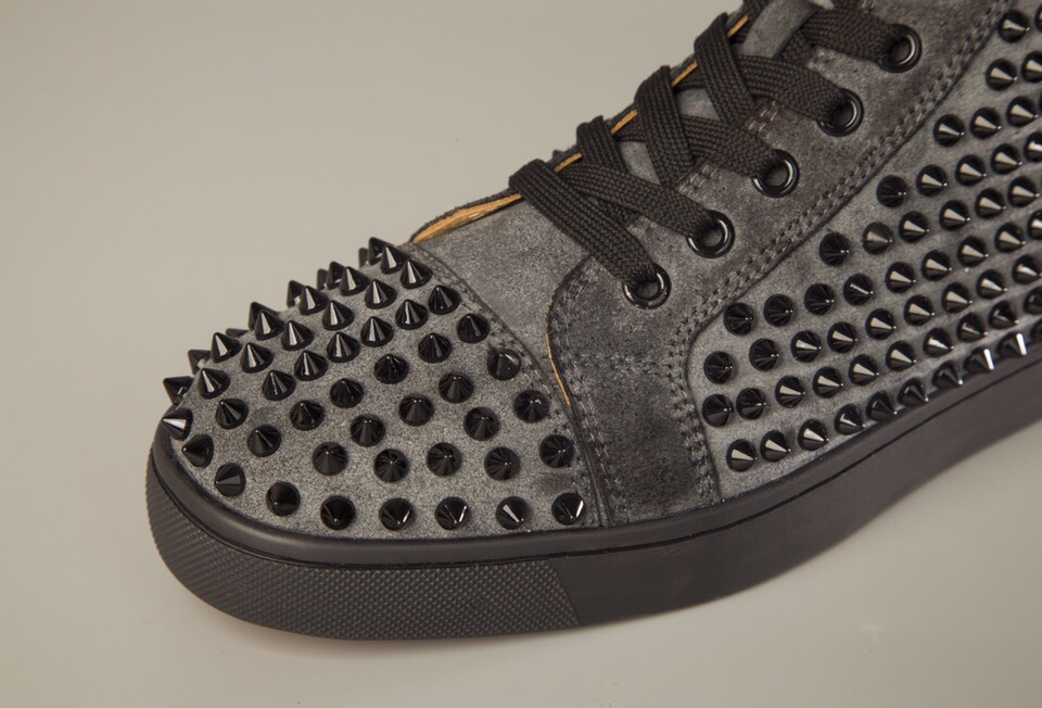 Christian Louboutin Sneaker Louis Spikes Flat