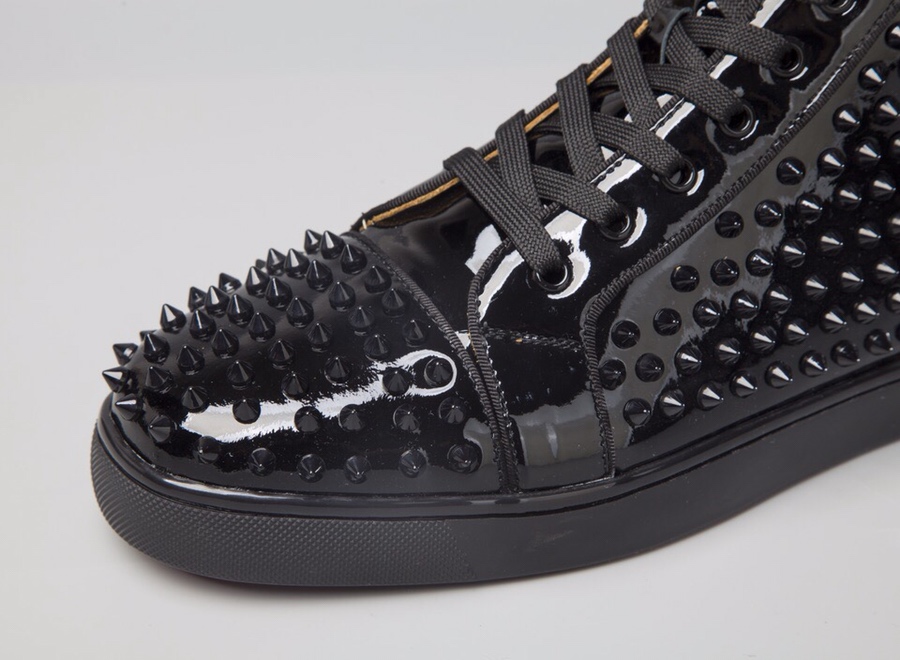 Christian Louboutin Sneaker Louis Spikes Flat