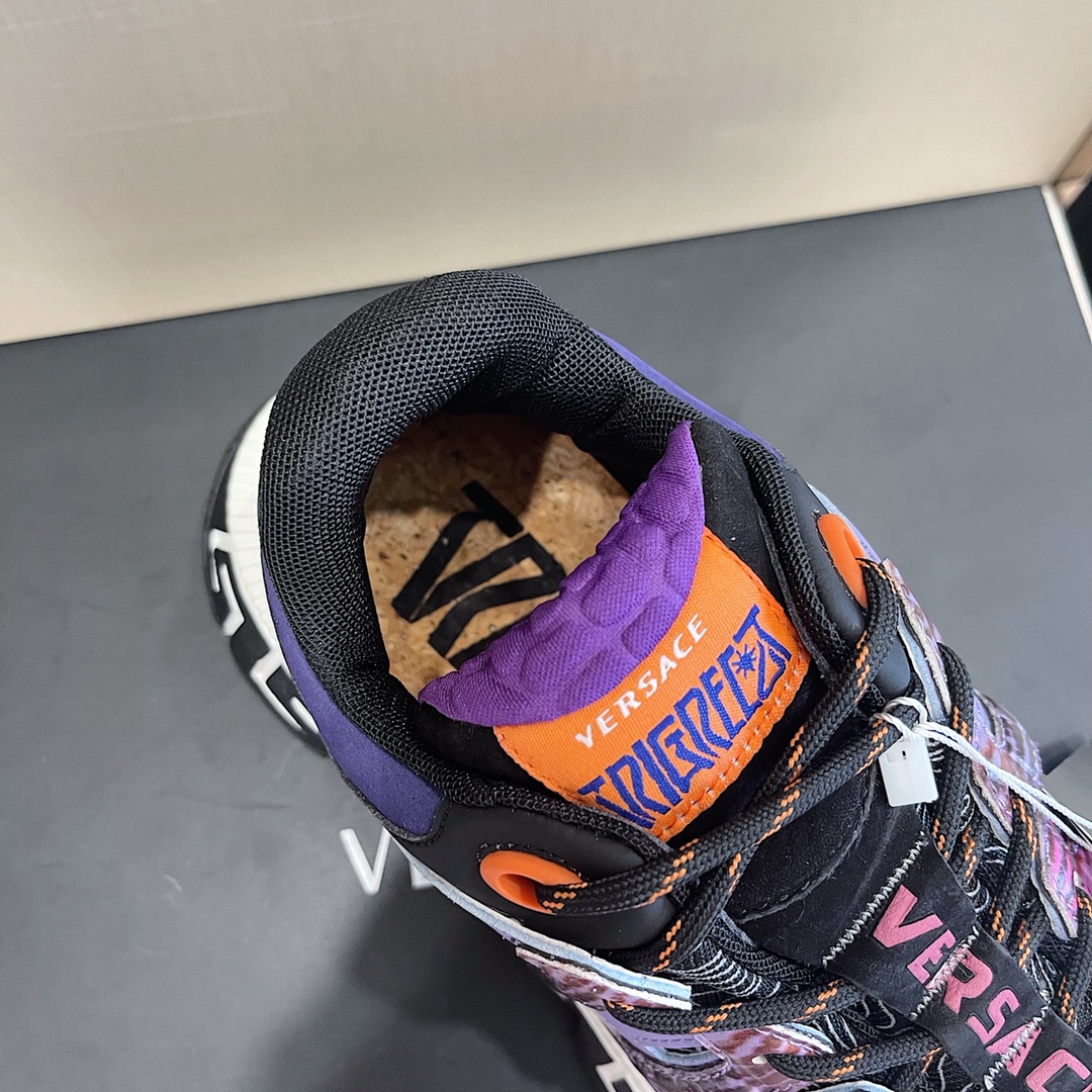 Versace Sneaker Trigreca in Purple with Black