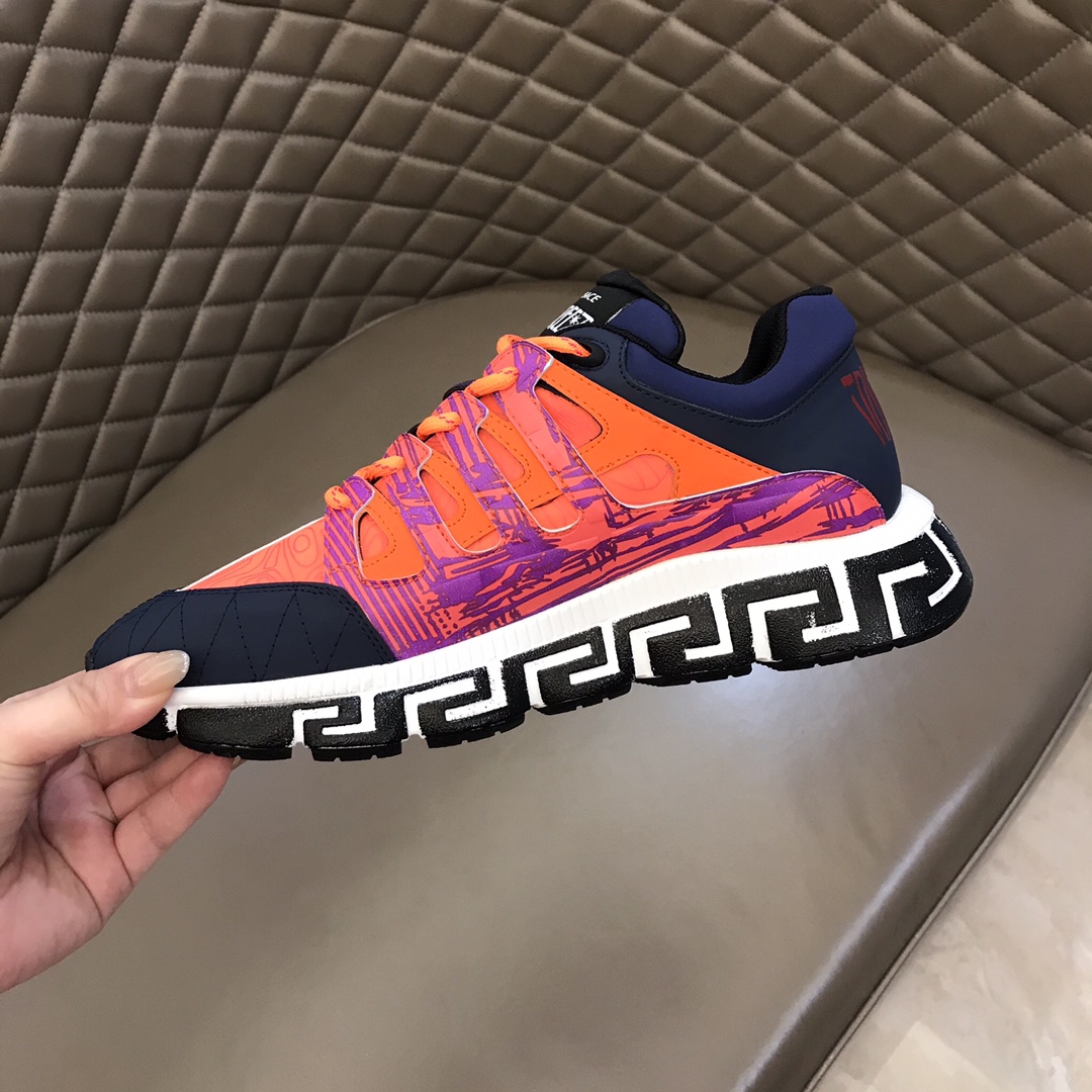 Versace Sneaker Trigreca in Orange