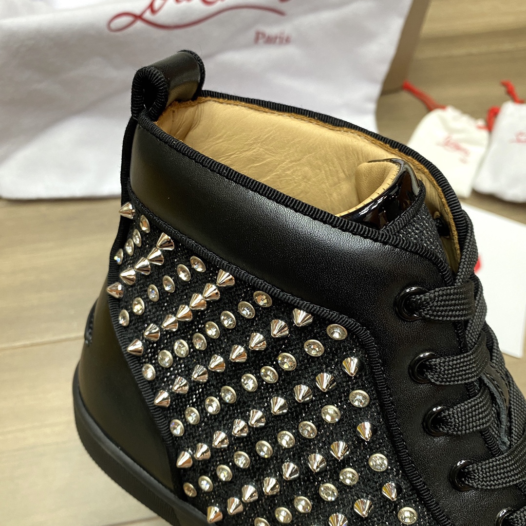 Christian Louboutin Sneaker Louis Orlato Flat