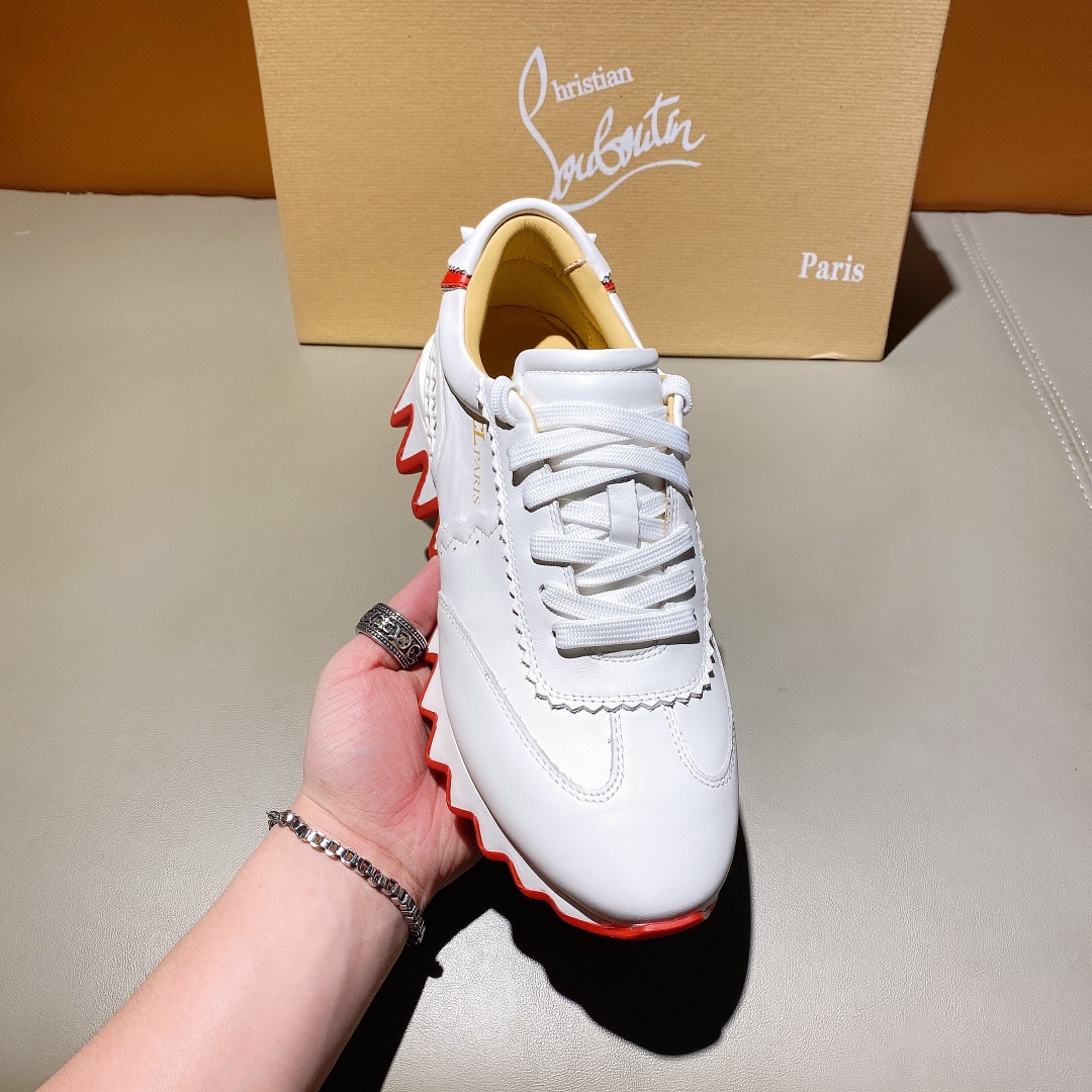 Christian louboutin Sneaker Loubishark in White