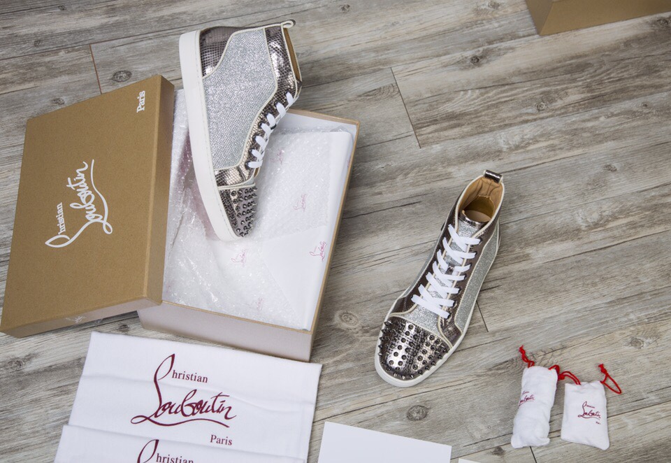 Christian Louboutin Sneaker Lou Spikes Orlato Flat