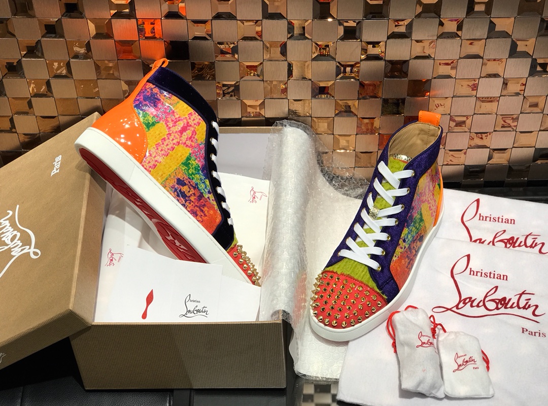 Christian Louboutin Sneaker Lou Spikes Flat