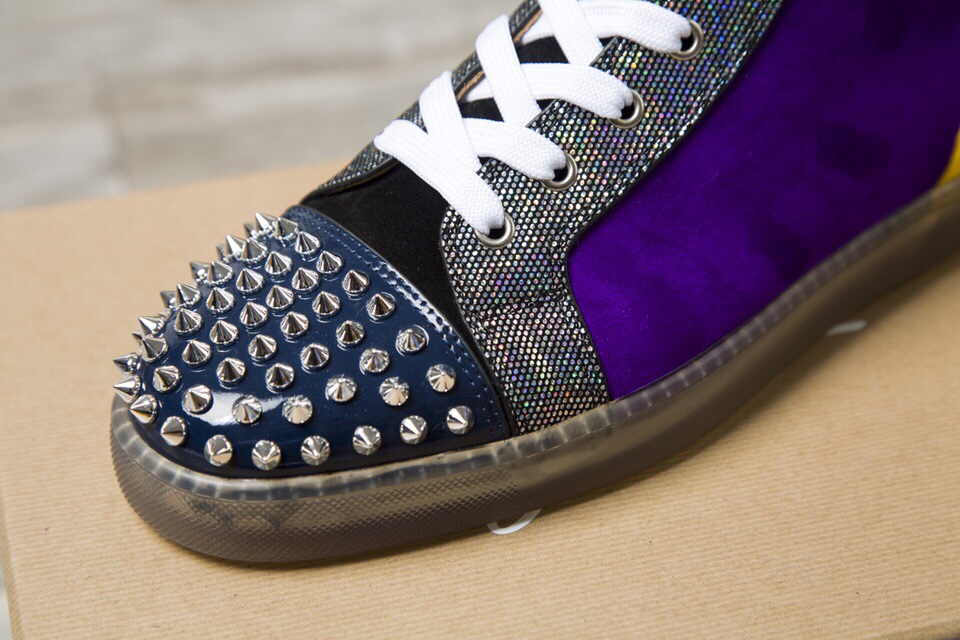 Christian Louboutin Sneaker Lou Spikes Flat