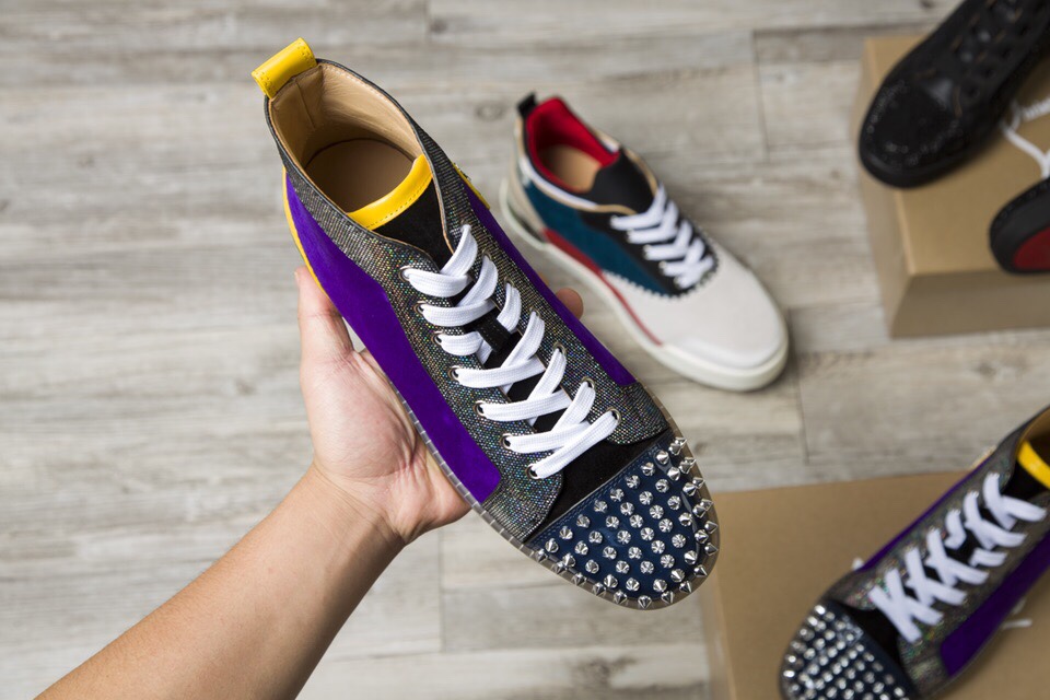 Christian Louboutin Sneaker Lou Spikes Flat