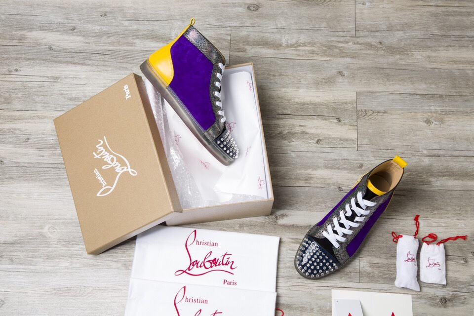 Christian Louboutin Sneaker Lou Spikes Flat