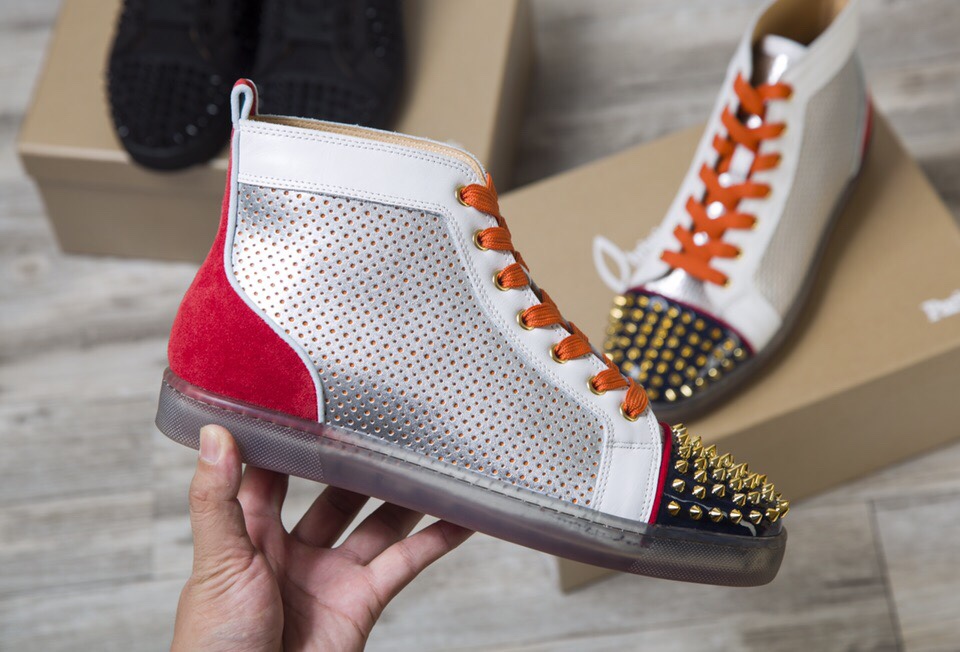 Christian Louboutin Sneaker Lou Spikes Flat