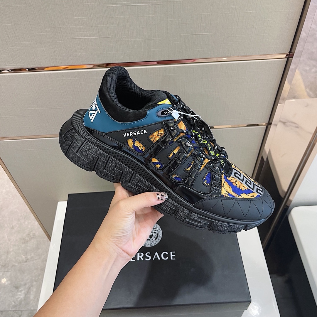 Versace Sneaker Trigreca in Black with Yellow