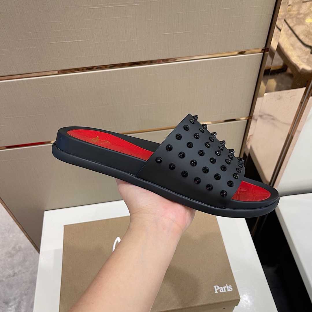 Christian louboutin Slipper in Black