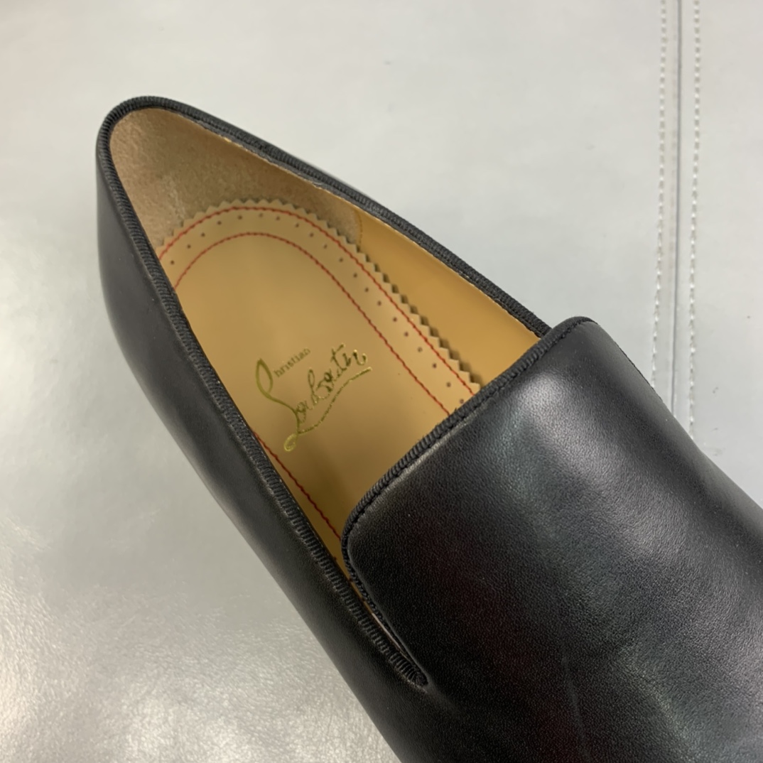 Christian Louboutin Dandelion Flat in Black