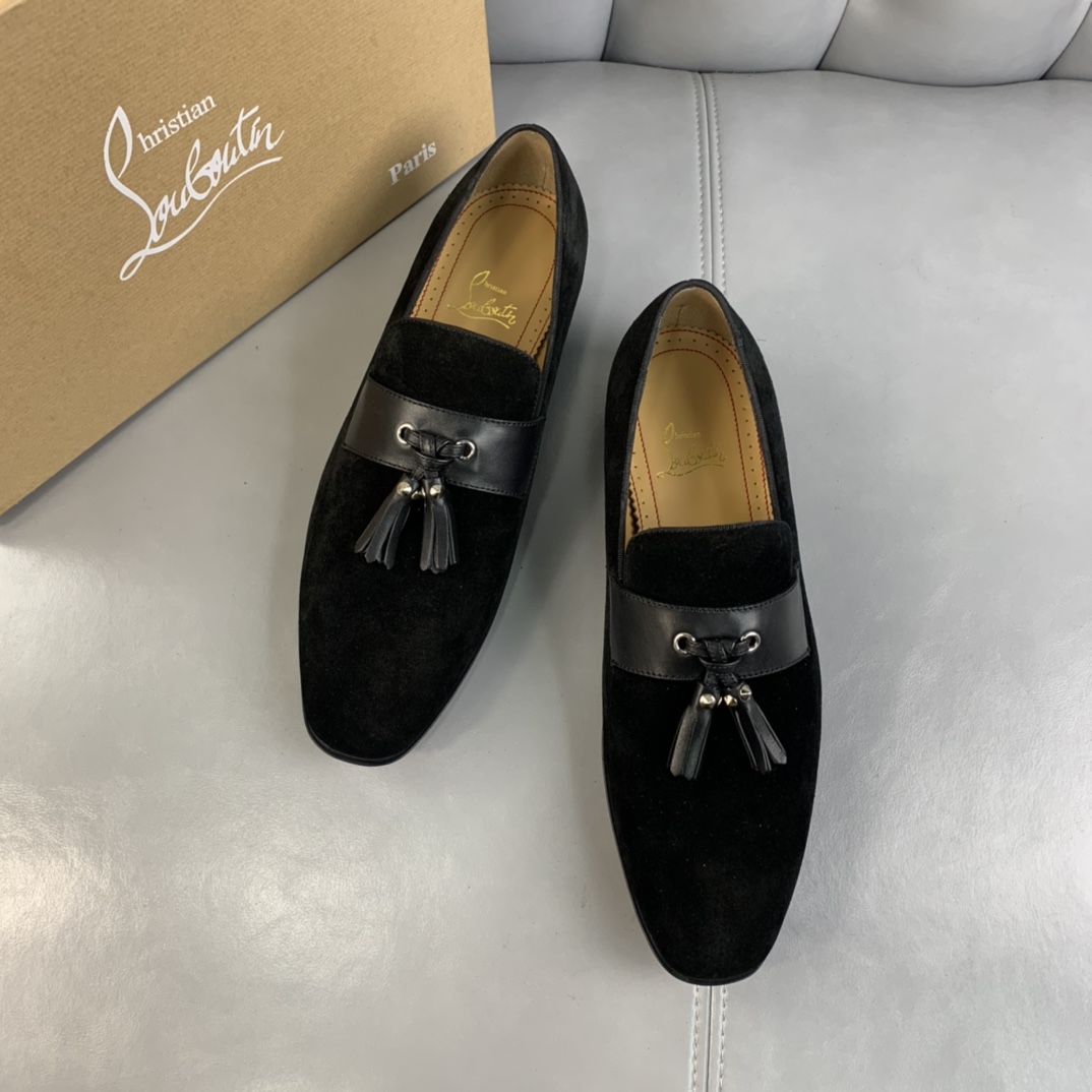 Christian Louboutin Dandelion Flat in Black