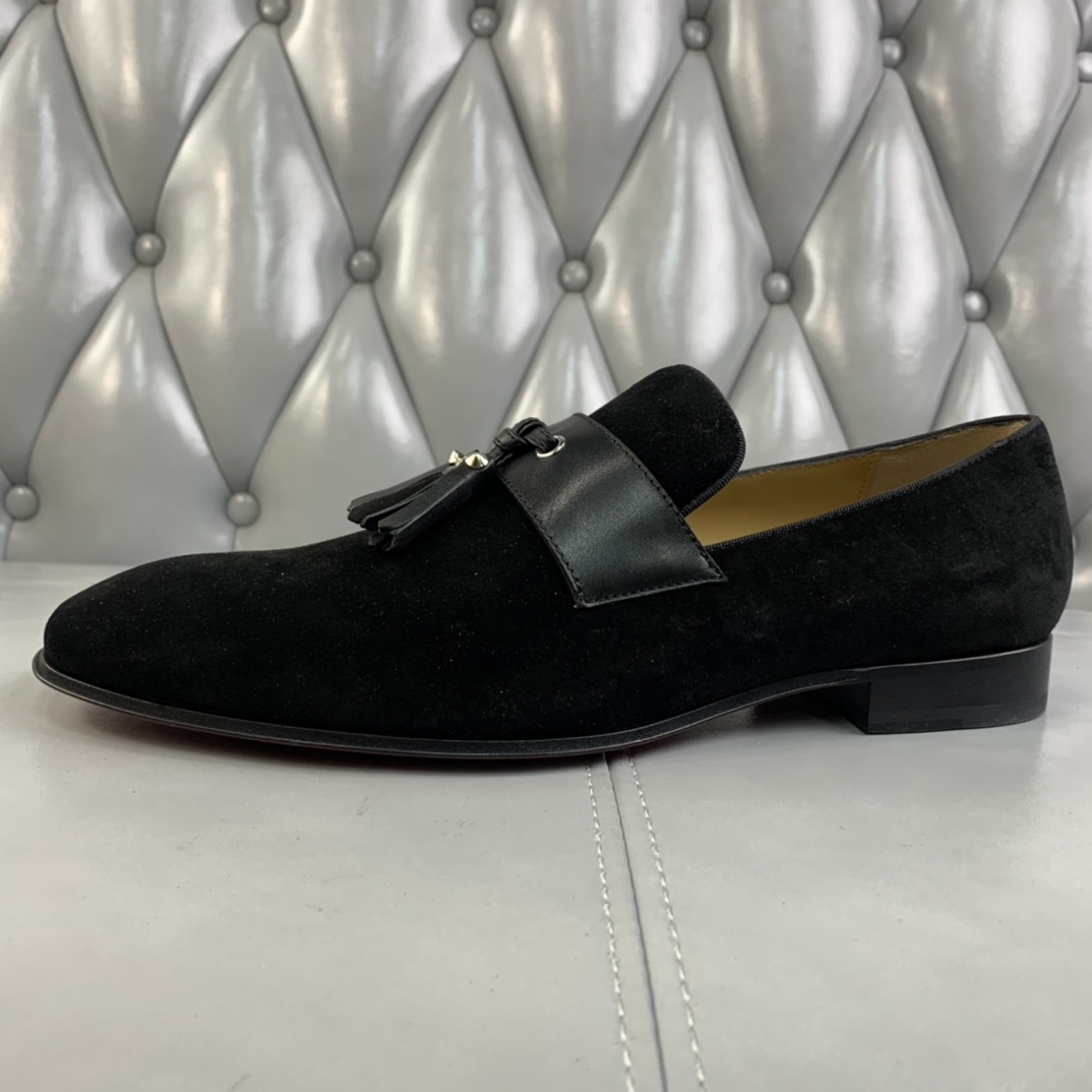 Christian Louboutin Dandelion Flat in Black