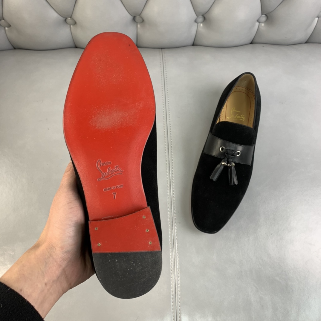 Christian Louboutin Dandelion Flat in Black